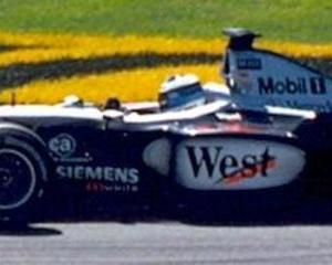 MP4-16 Mercedes