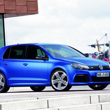 Volkswagen Golf R DSG