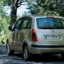 Lancia Musa 1.4 16v Oro