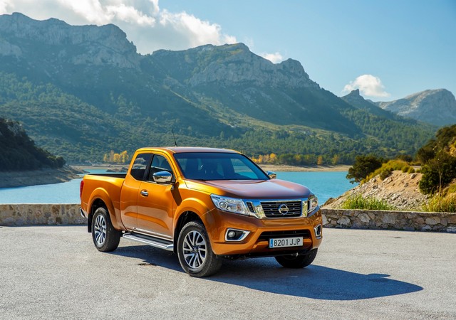 Nissan Navara 4x4 King Cab 2.3dCi Acenta