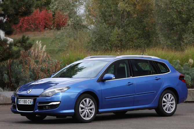 Renault Laguna III Coupé 2.0 dCi 180cv GT