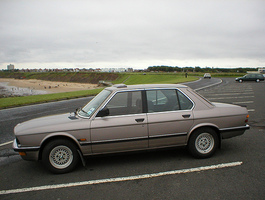 BMW 525i