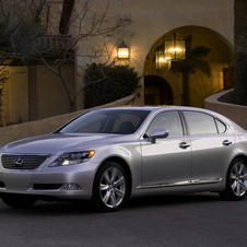 Lexus LS Hybrid 600h L