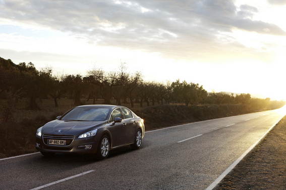 Peugeot 508 Allure 2.0 HDi Hybrid4 2-tronic