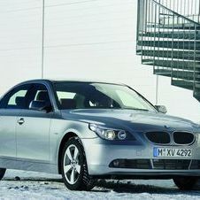 BMW 523i