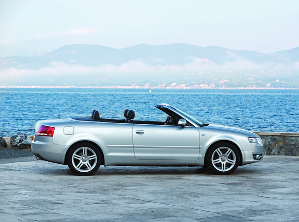 Audi A4 Cabriolet 3.2 FSI quattro tiptronic