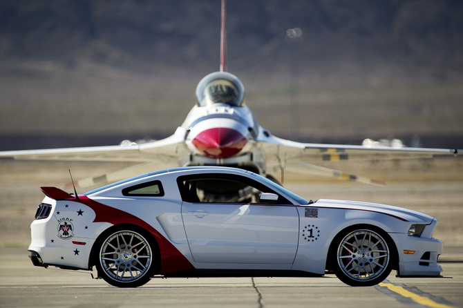 Ford U.S. Air Force Thunderbirds Edition