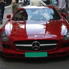 Mercedes-Benz SLS-Class