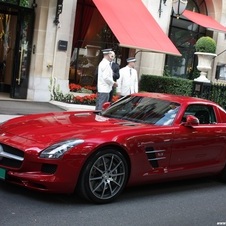 Mercedes-Benz SLS-Class