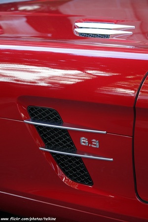 Mercedes-Benz SLS-Class