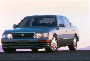 Lexus LS400