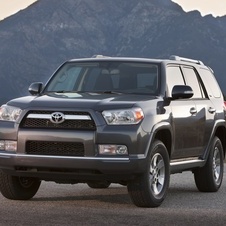 Toyota 4 Runner SR5 4X2