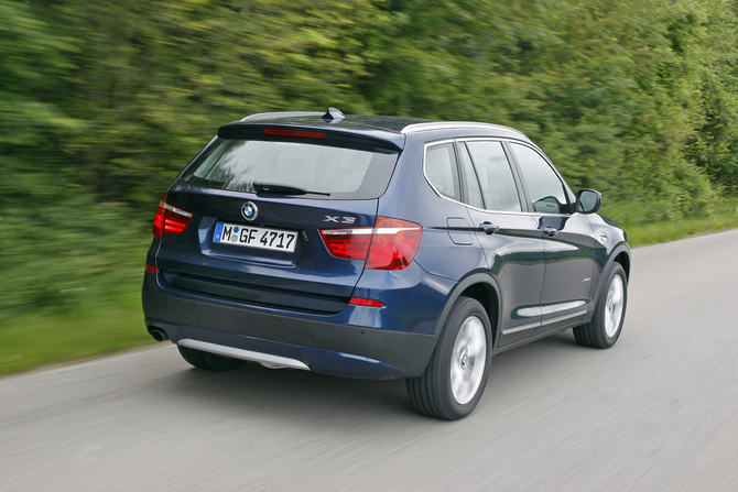 BMW X3 xDrive18d AT