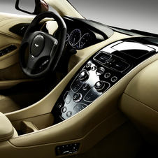 Aston Martin Vanquish Touchtronic 2