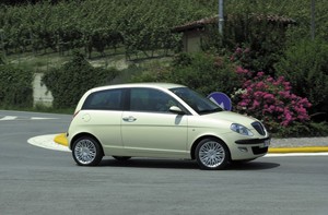 Lancia Ypsilon 1.2 8v