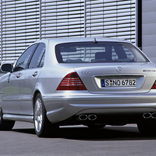 Mercedes-Benz S 55 AMG