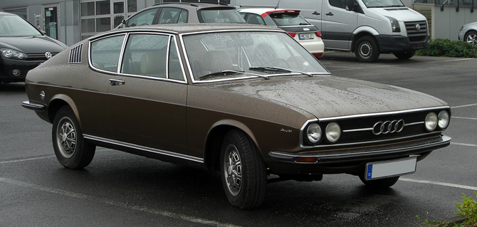 Audi 100 Coupé S