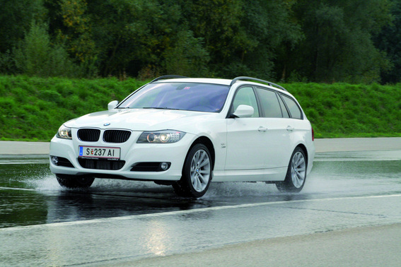 BMW 320d Touring BluePerformance