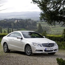 Mercedes-Benz E 350 CGI BlueEFFICIENCY Coupé