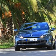 Renault Laguna Coupé 3.5 V6 240 GT Automatic