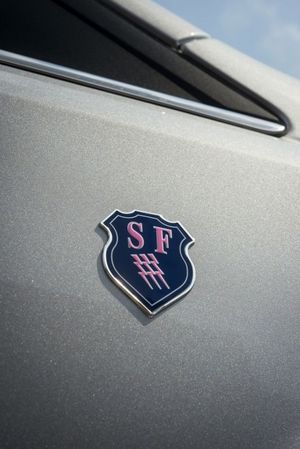 Lancia Voyager S by Stade Français Paris 