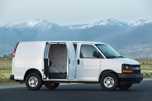 Chevrolet Express 3500 LT Extended Wheelbase Diesel