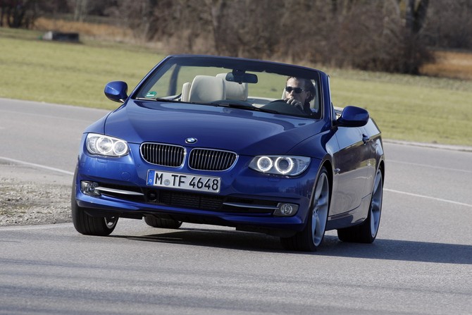 BMW 320d Cabriolet M Sport Edition AT