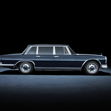 Mercedes-Benz 600