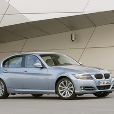 BMW 335i (E90) LCI