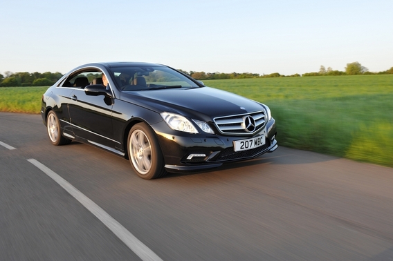 Mercedes-Benz E 500 BlueEfficiency Coupé Avantgarde 7G-Tronic