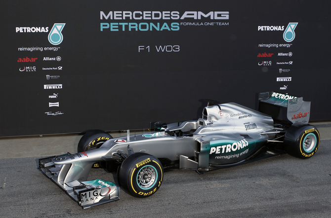 Mercedes Gives W03 Late Unveil