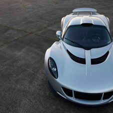 Video of the 1200hp Hennessey Venom GT as Driven by Jay Leno