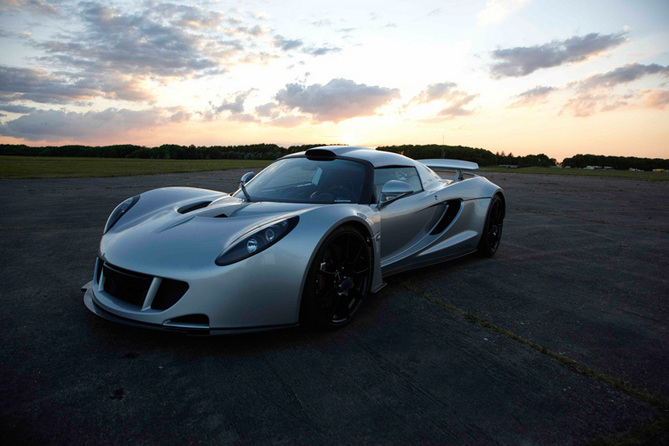 Video of the 1200hp Hennessey Venom GT as Driven by Jay Leno