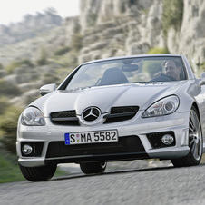 Mercedes-Benz SLK 55 AMG Auto (08)