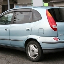 Nissan Tino 2.0Xs