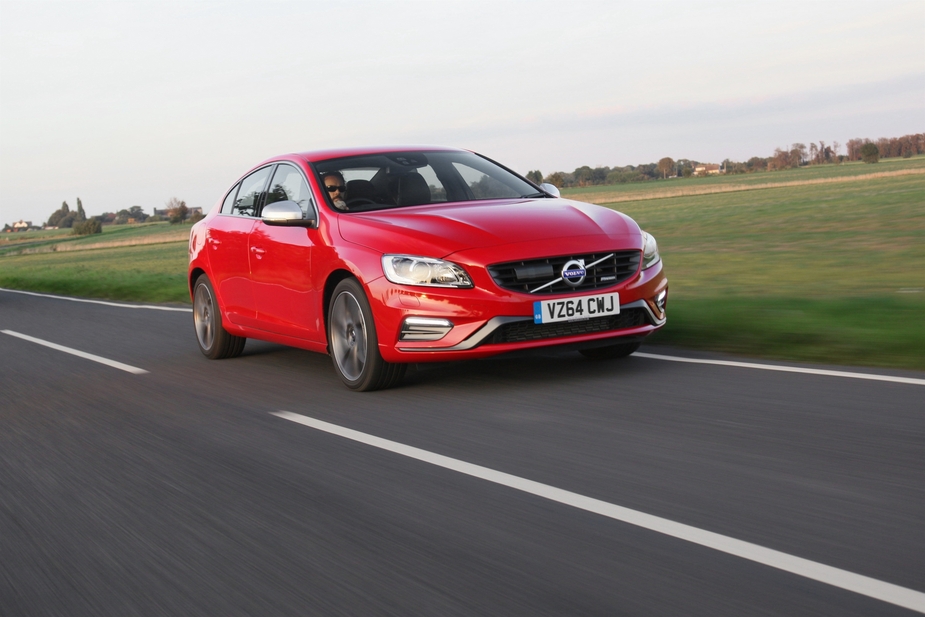 Volvo S60 D4 R-Design Momentum Geartronic