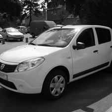 Dacia Sandero 1.2 16v 75cv Confort