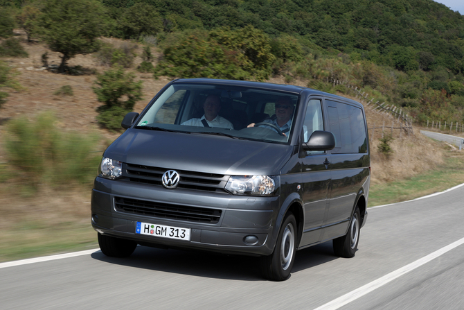 Volkswagen Caravelle 2.0 Comfortline kurz