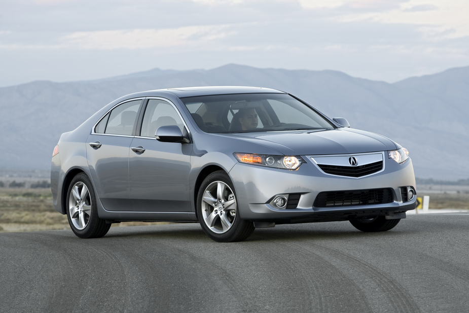 Acura TSX AT w/ Technology Package