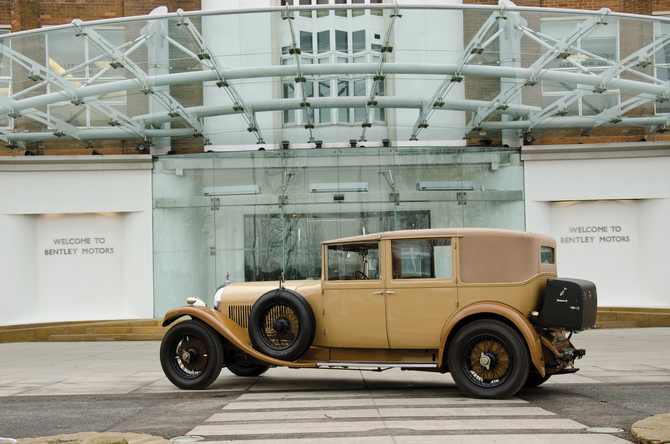 Bentley 6½-Litre Sedanca de Ville by H.J. Mulliner