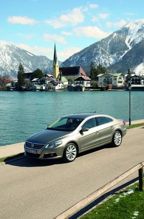 Volkswagen Passat CC 2.0 TDI DSG 140 BlueMotion Technology 