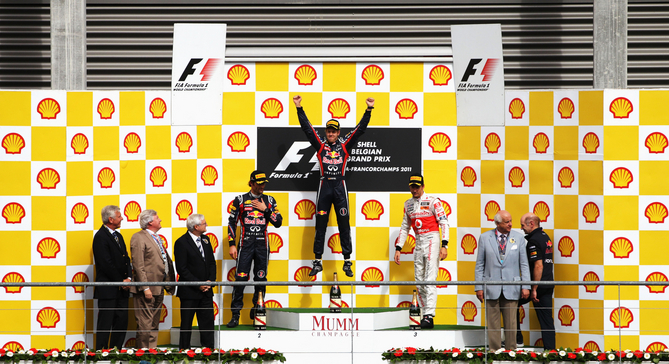 Vettel returns to victories in Spa