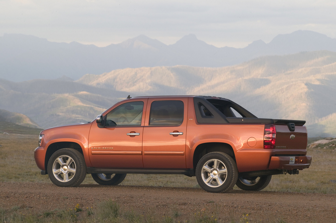 Chevrolet Avalanche LTZ 4WD