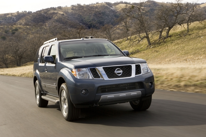 Nissan Pathfinder Gen.3