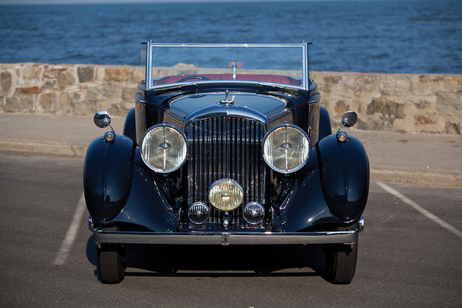 Bentley 4½-Litre Drophead Coupe by H.J. Mulliner