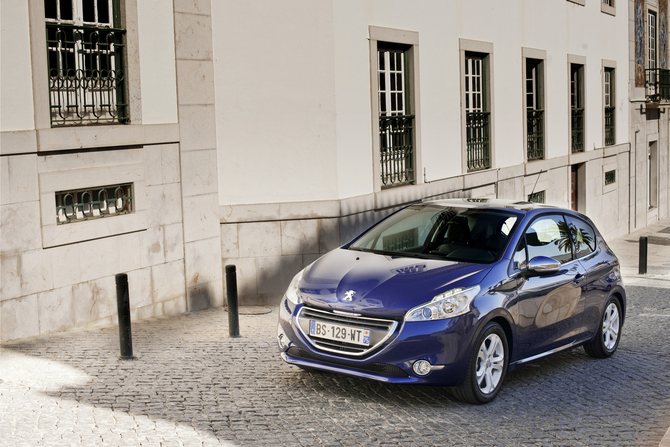 Peugeot 208 1.4 eHDi Access 2-tronic