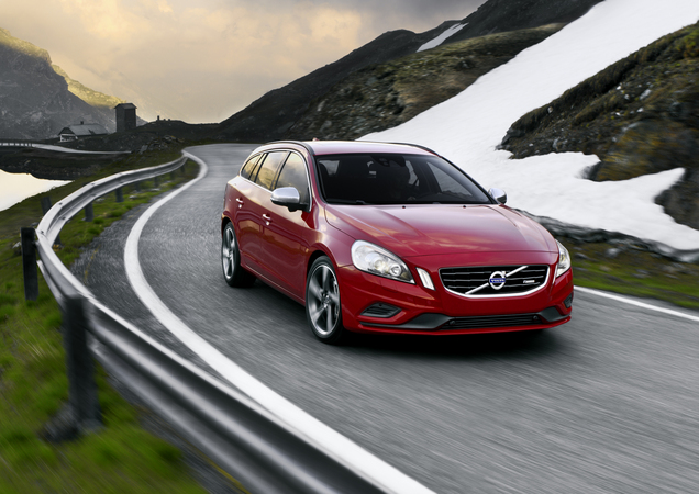 Volvo V60 D2 R-Design