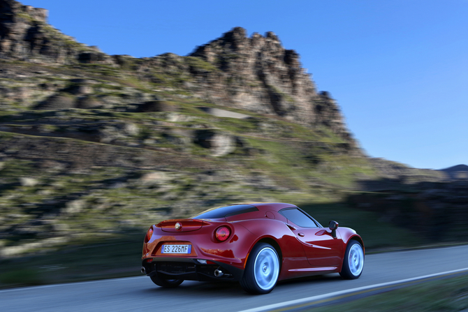 Alfa Romeo 4C startet bei 50.500 Euro