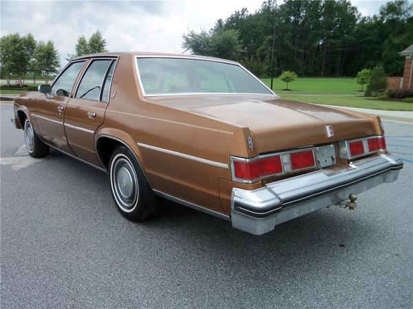 Oldsmobile Delta 88 Royale