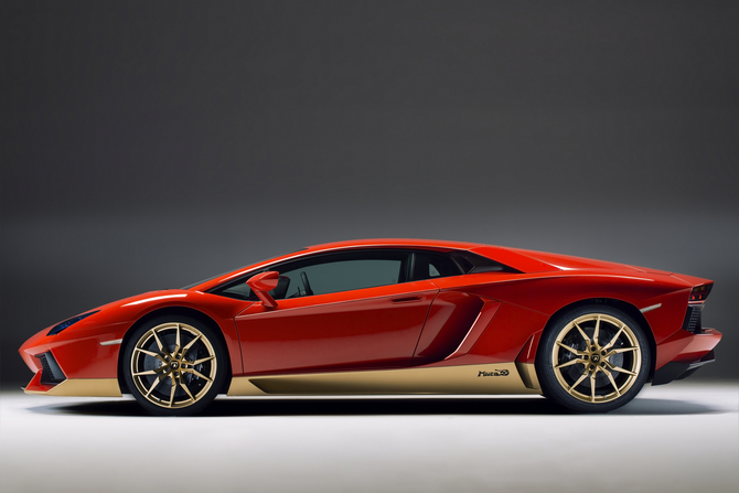 Lamborghini Aventador LP 700-4 Miura Homage Special Edition